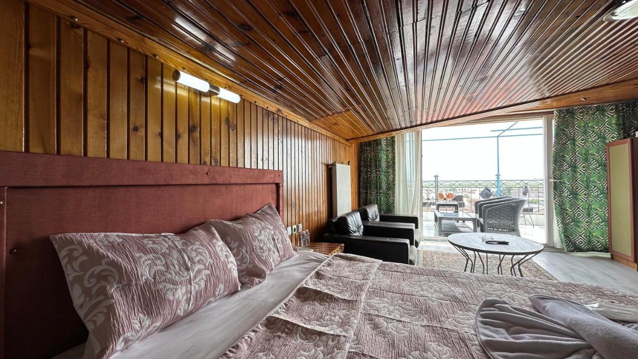 Life Inn Hotel Istanboel Buitenkant foto