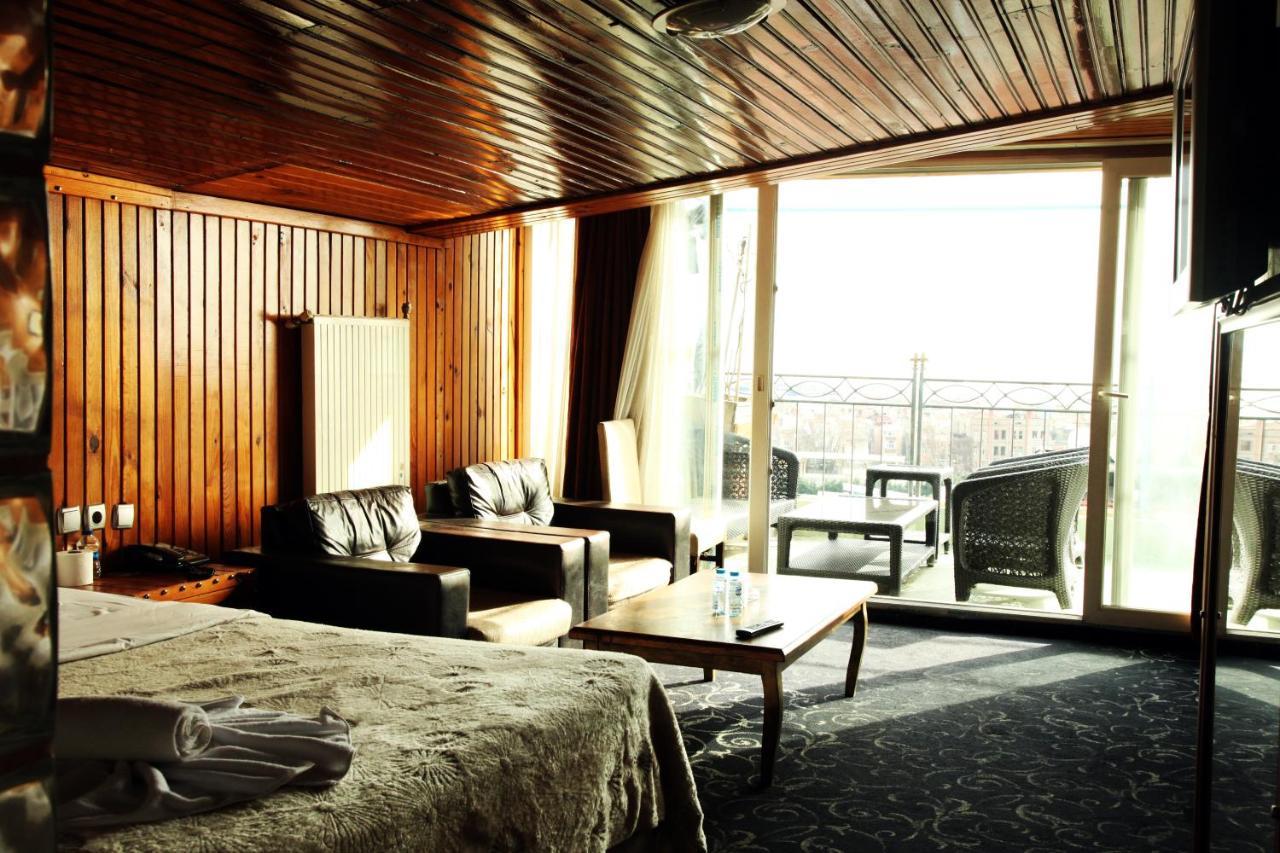 Life Inn Hotel Istanboel Buitenkant foto